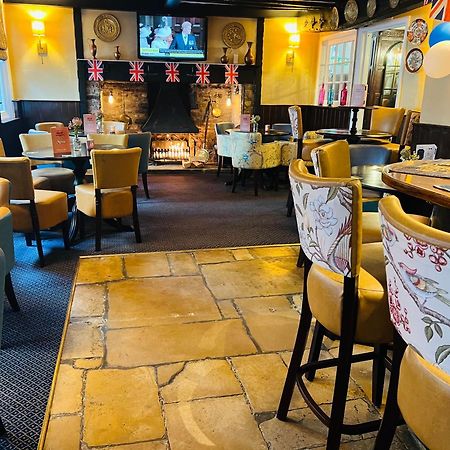 Crown & Cushion Hotel Chipping Norton Ngoại thất bức ảnh