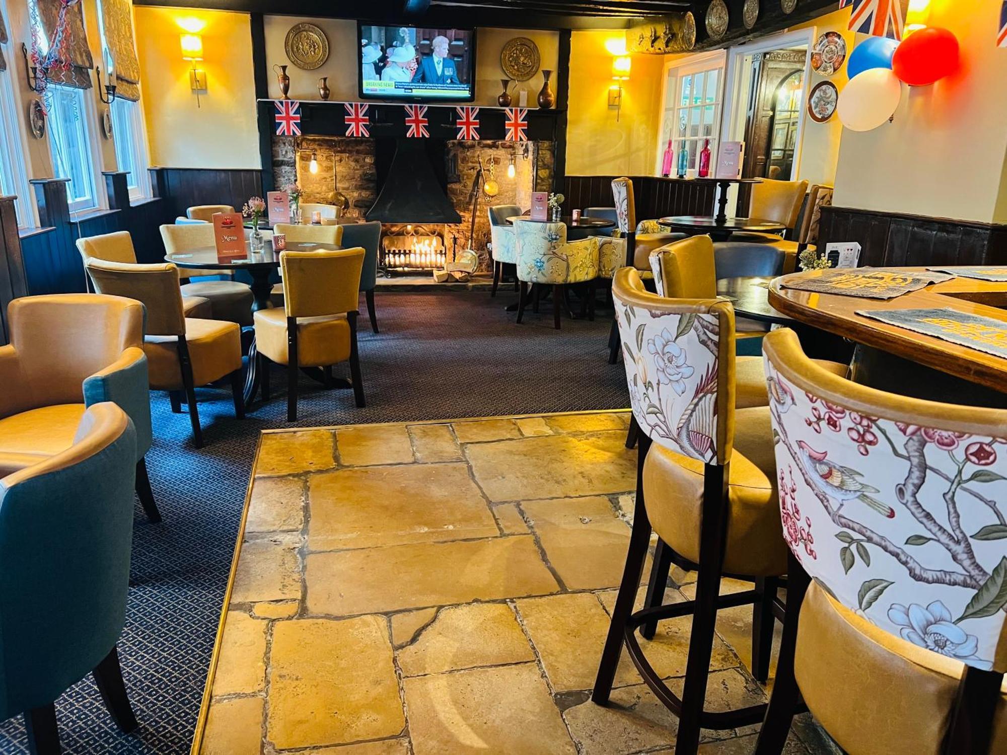 Crown & Cushion Hotel Chipping Norton Ngoại thất bức ảnh
