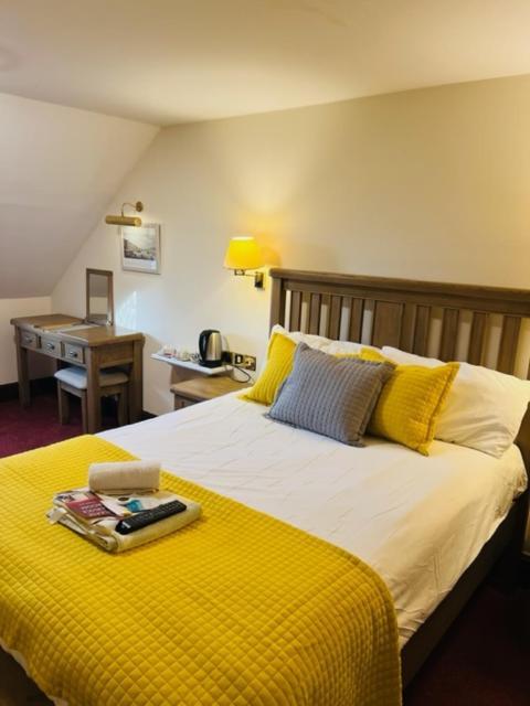 Crown & Cushion Hotel Chipping Norton Ngoại thất bức ảnh